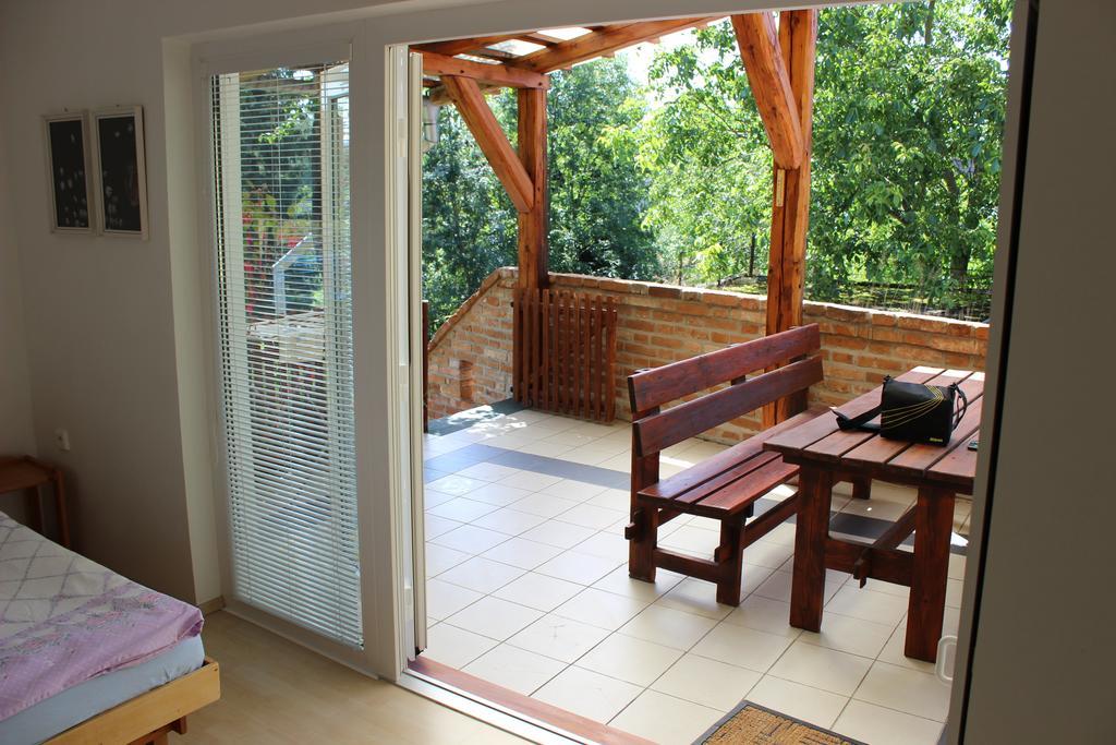 Penzion Gomelska Apartment Horní Stropnice Екстериор снимка